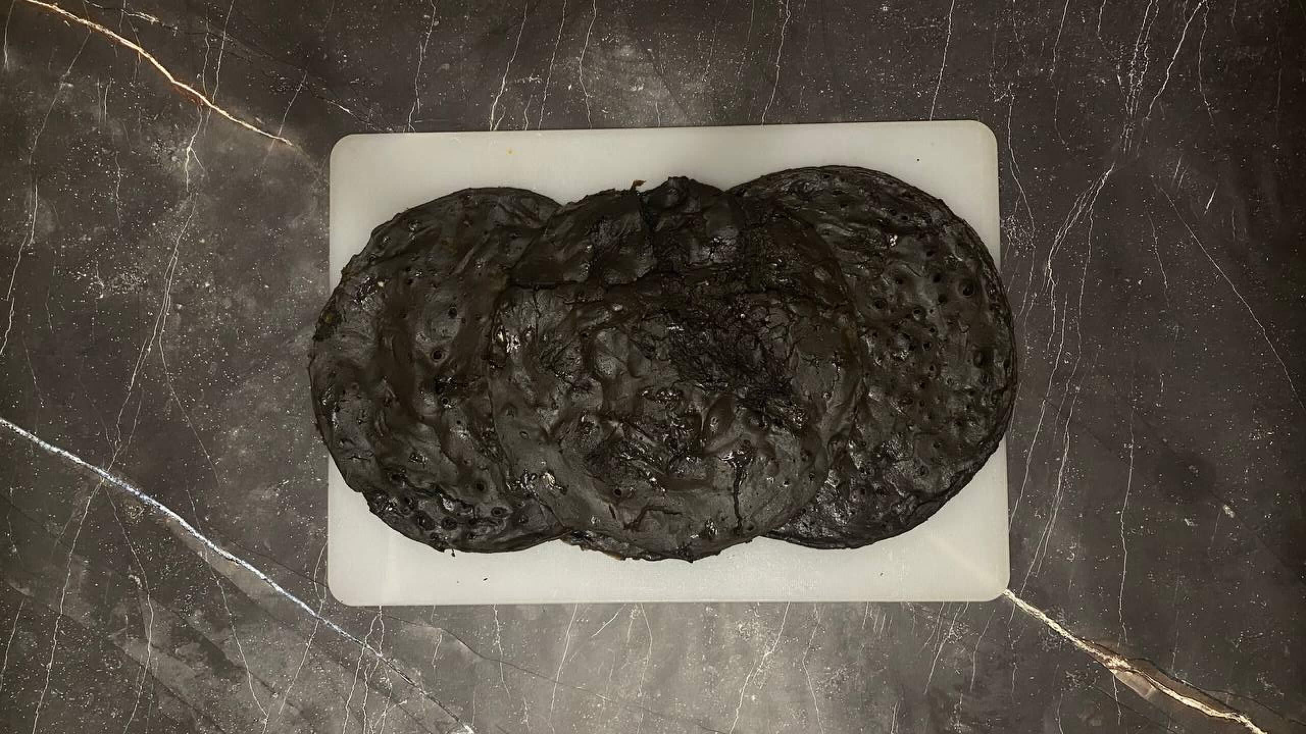 Шаг 10: Приготовьте коржи из всей смеси